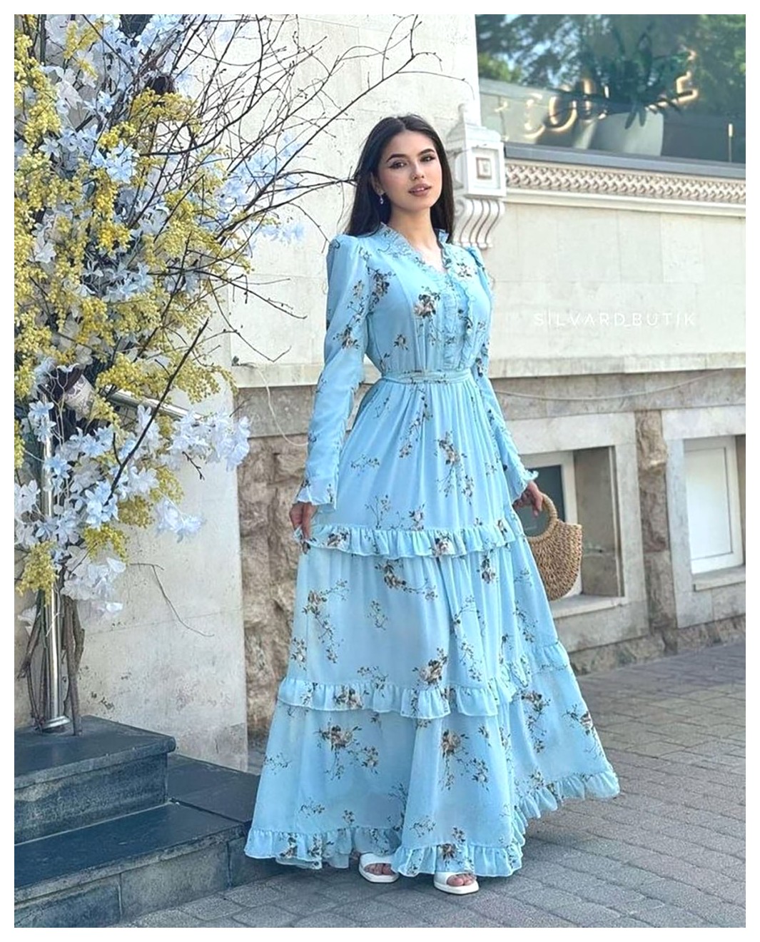 راهنمای انتخاب پیراهن ماکسی: جذاب‌ترین مدل‌ها و نکات مهم