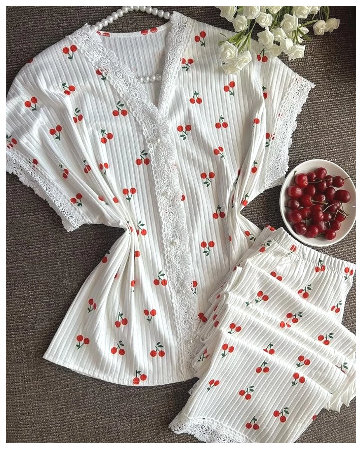 راهنمای خرید ست‌های خانگی: انتخاب بهترین گزینه‌ها برای راحتی و زیبایی