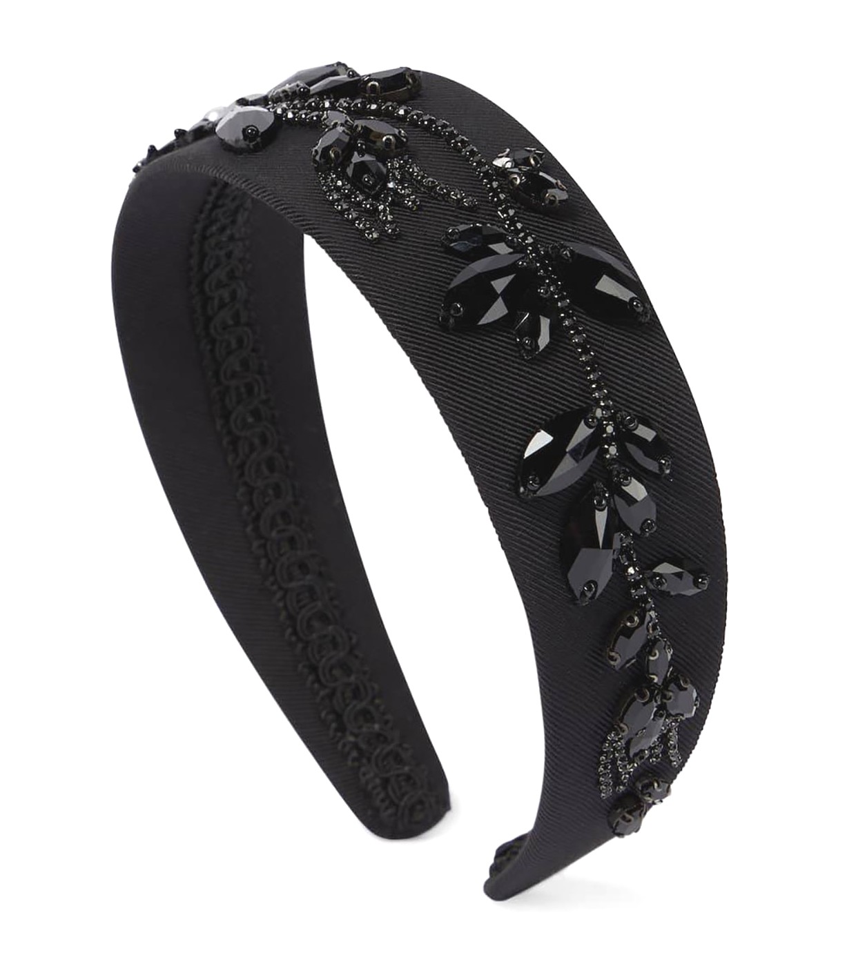 هدبند مروارید سیاه؛ زیبایی و جذابیت در هر لحظه