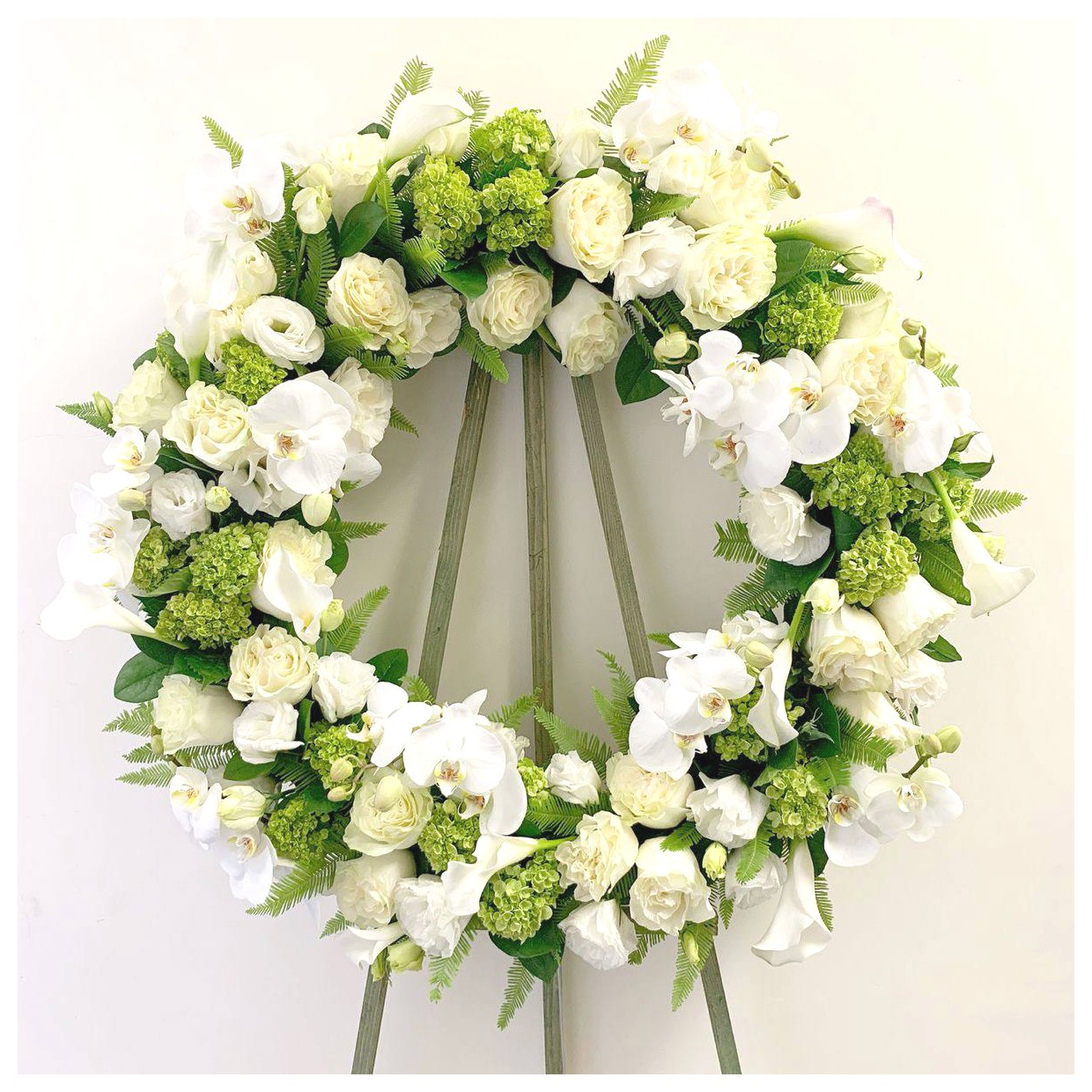 راهنمای کامل برای انتخاب تاج گل ترحیم