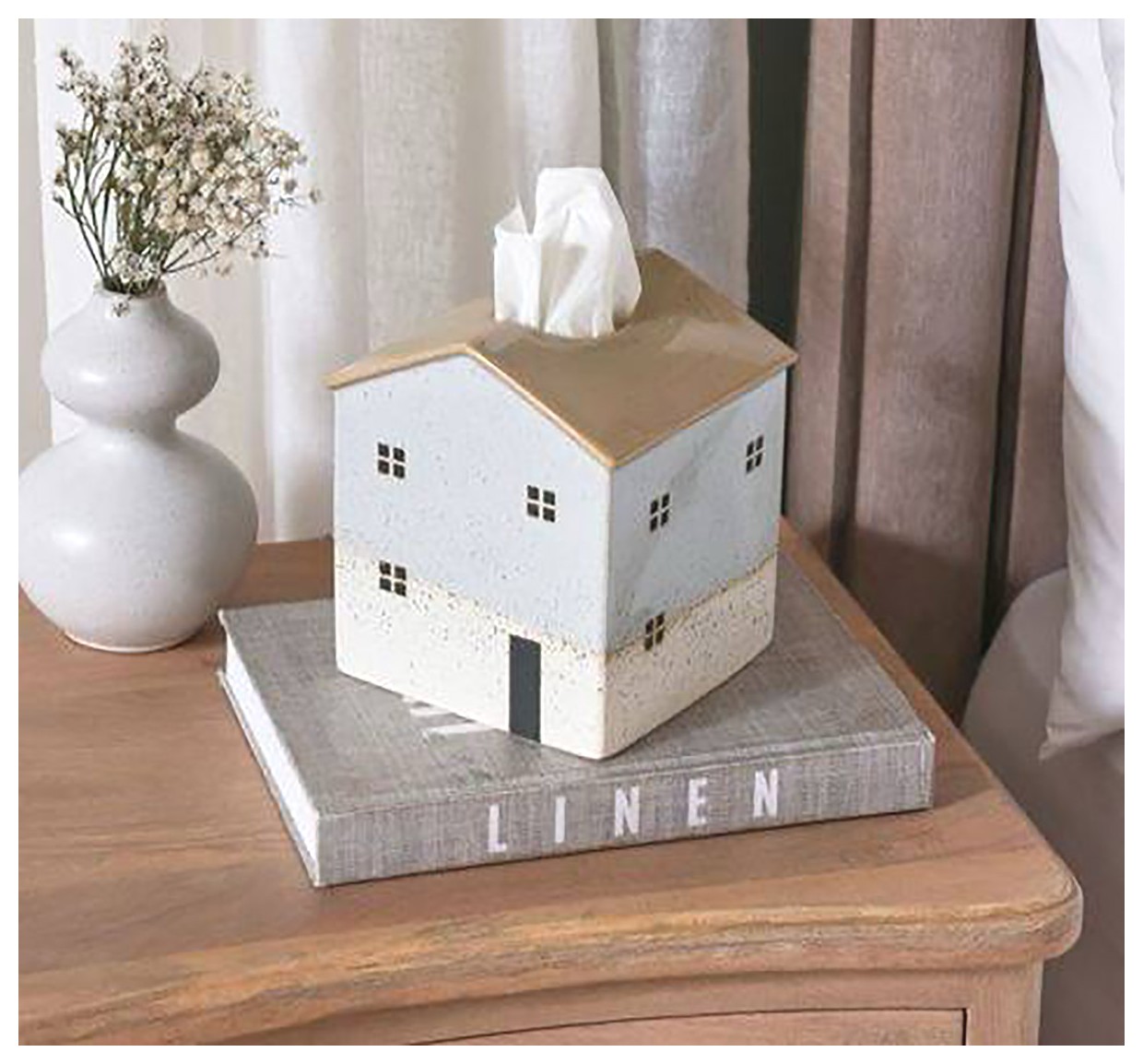 نگهدارنده دستمال کاغذی مینیمالیستی: انتخابی شیک و کاربردی برای منزل شما